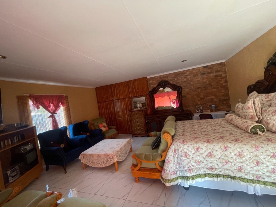 3 Bedroom Property for Sale in Flamwood North West